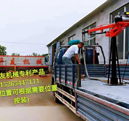 點(diǎn)擊查看詳細(xì)信息<br>標(biāo)題：車(chē)載小吊機(jī)  液壓小吊機(jī) 閱讀次數(shù)：3132